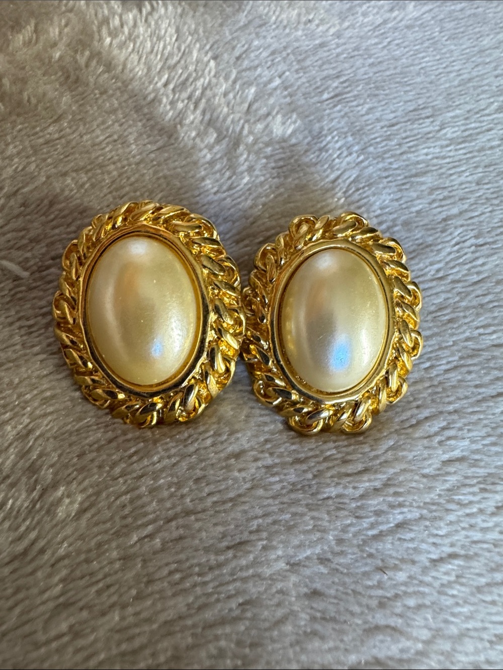 Kenneth Jay Lane Gold-Tone Pearl Oval Clip Earrings